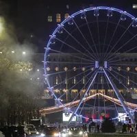 Târgul de Crăciun din Piața Constituției se va închide peste câteva zile - Foto: INQUAM Photos/Sabin Cirstoveanu - cu rol ilustrativ