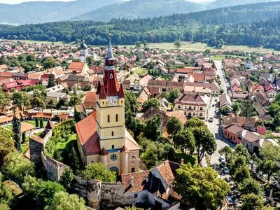 Biserica fortificată din comuna Cristian, judeţul Braşov