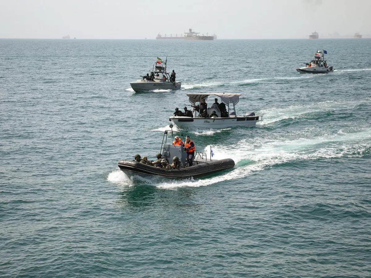 Iran minează Strâmtoarea Ormuz. Traficul comercial a scăzut deja cu 97%