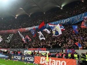 Galeria FCSB nu l-a uitat pe Rădoi! Ce au scandat fanii campioanei la partida cu Craiova