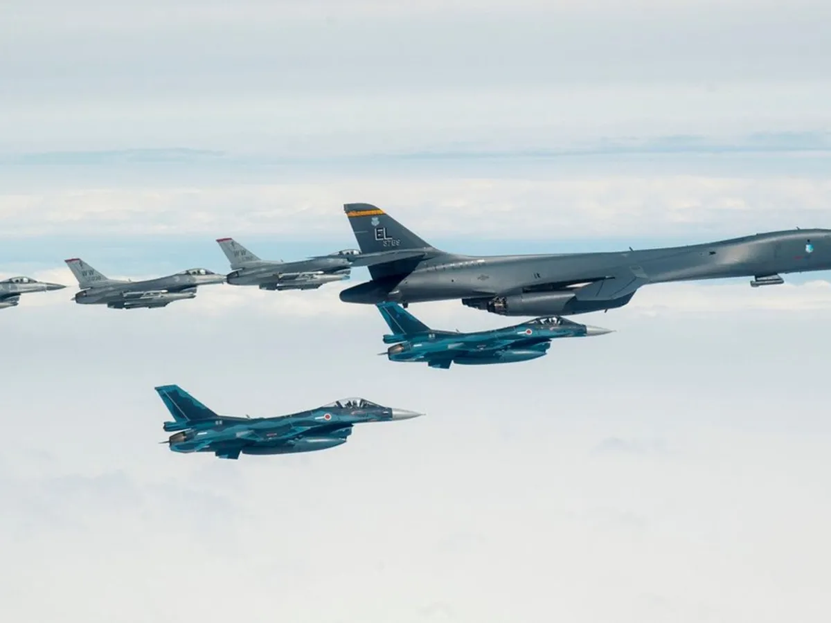 Exerciții de aviație - Foto: Profimedia