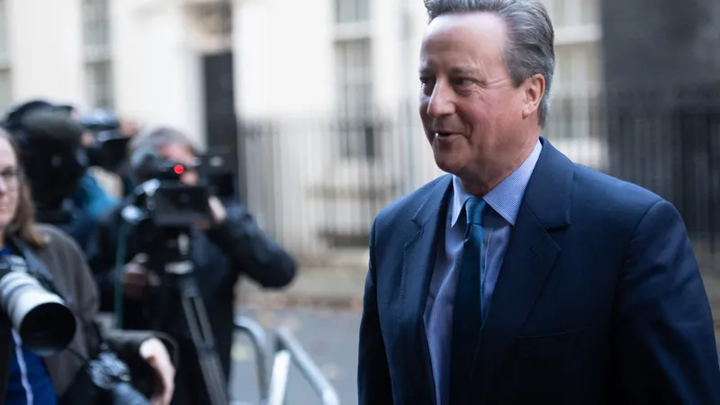 Mutare-cheie, a premierului UK. Fostul premier David Cameron a fost numit ministru de Externe - Foto: Profimedia Images