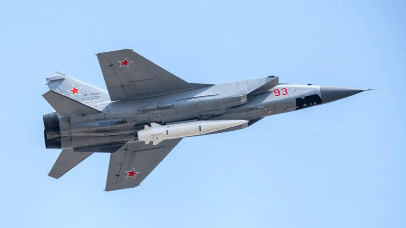 Rușii pregătesc rachete Kinzhal/Foto: defensenews