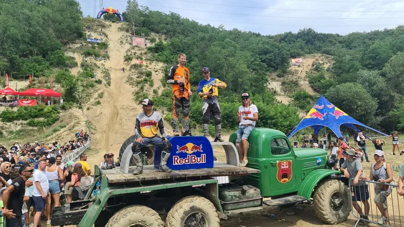 Manuel Lettenbichler a câştigat pentru a 4-a oară cel mai dur raliu hard enduro - Foto: Facebook/Red Bull Romaniacs