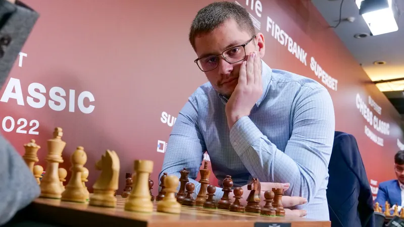 Victorie pentru șahistul român, Bogdan Deac, în runda a III-a etapei Superbet Chess Classic Romania