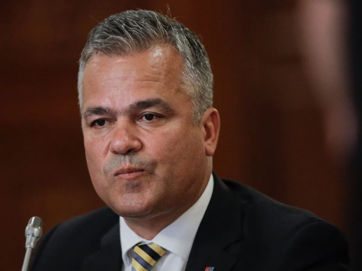 Veștea anunță discuții cu Simion, deși AUR a transmis că nu va vota pentru învestirea Guvernului