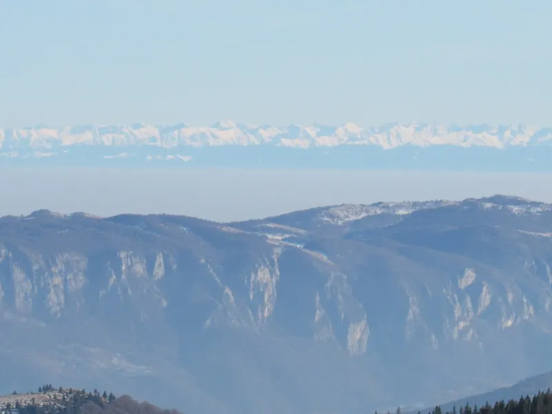 Munții Făgăraș surprinși din județul Cluj - Foto: Facebook/ Centru de Informare Turistică Băișoara