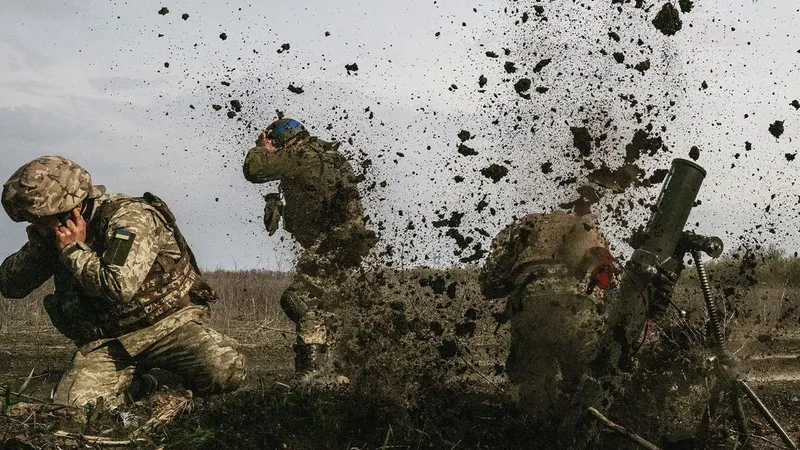 General ucrainean: "Situația la Bakhmut, complicată dar rușii nu reușesc să preia controlul" - Foto: Facebook/ Volodimir Zelenski