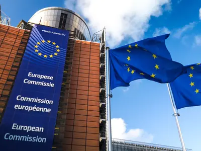 Comisia Europeană a trimis un aviz motivat României din cauza transpunerii incorecte a celei de a 5-a Directive privind combaterea spălării banilor. / Foto: energyintel.com