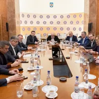 ACORD ISTORIC România, condusă de toate forțele pro-europene, PSD, PNL, USR, UDMR și minorități - Foto: news.ro