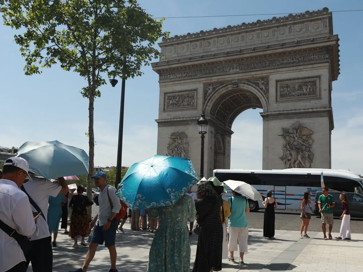 Se topește Europa: Cel puţin 150 de milioane de persoane afectate de temperaturi de peste 35°C
