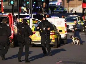 Un vehicul a intrat în pietoni într-un cartier din Londra (Metropolitan Police)/FOTO: Getty