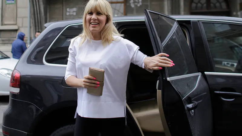 Elena Udrea - Foto: INQUAM PHOTO, Octav Ganea