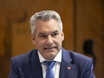 Criză politică, în Austria. Cancelarul Karl Nehammer demisionează și face și un pas în spate - Foto: Profimedia Images - Imagine cu rol ilustrativ