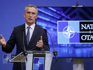 NATO a expulzat opt spioni din misiunea Rusiei la alianță/foto: reuters