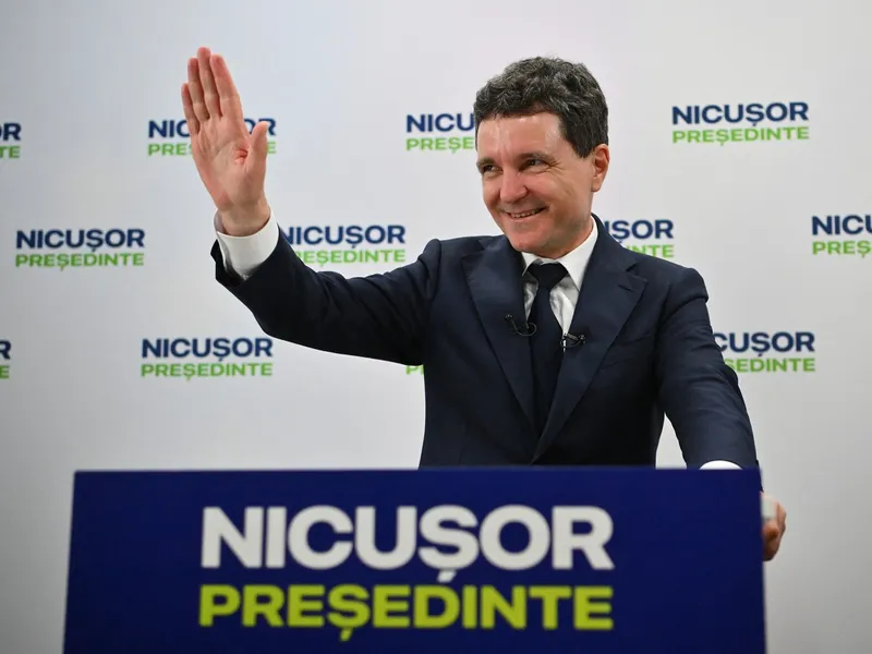 Nicușor Dan, după calificarea în turul 2: Urmează o confruntare dificilă cu candidatul izolaționist - Foto: Profimedia images