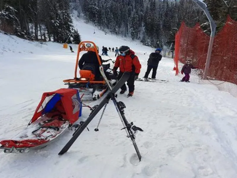 Salvamontul a primit 104 apeluri în 24h și a salvat 123 de persoane. / Foto: turdanews.net