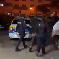 Pedeapsa primită de doi minori ce au tâlhărit alt tânăr. I-au furat căștile și au fost prinși - Foto: ProTV