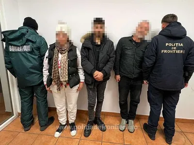 Cetățeni din Iran, Turcia şi Maroc, prinși la Calafat în mașina unui român. Voiau să ajungă în vestul Europei - Foto: Poliția de Frontieră