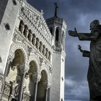 216.000 abuzuri sexuale asupra copiilor în Biserica Catolică Franceză /foto: voi.id