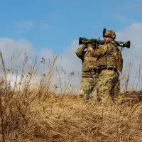 VIDEO Soldați ucraineni participă la deminarea terenurilor agricole înainte de recoltarea cerealelor / Sof News