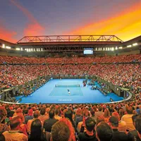 Arena  Rod Laver are o capacitate de 14.820 de locuri