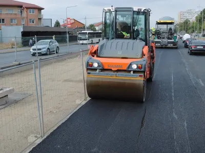 „Minune”, în Prelungirea Ghencea. Se asfaltează primul tronson cu 2 benzi pe sens - Foto: captură video