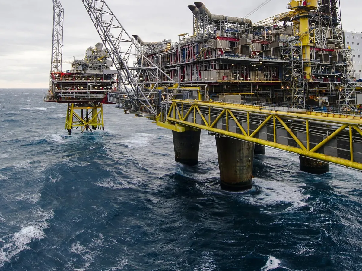 Platforme petrol Marea Nordului, atacate de ruși - Foto: Profimedia Images (imagine cu rol ilustrativ)