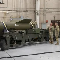 Israel cere SUA bomba-bombelor MOP pentru a lovi Iranul. Are 14 tone și costă 3.500.000 $ bucata - Foto: twz.com