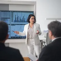 Cum iei mai mulți bani: PFA, microîntreprindere, IMM sau salariat Foto: pexels.com (imagine cu rol ilustrativ)