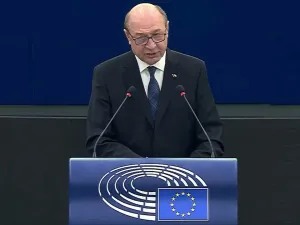 Traian Băsescu, în plenul PArlamentului European- Foto: Facebook