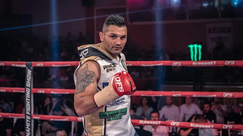 Claudiu Bădoi este dublu capion mondial la kickboxing Foto: prince-gym.ro