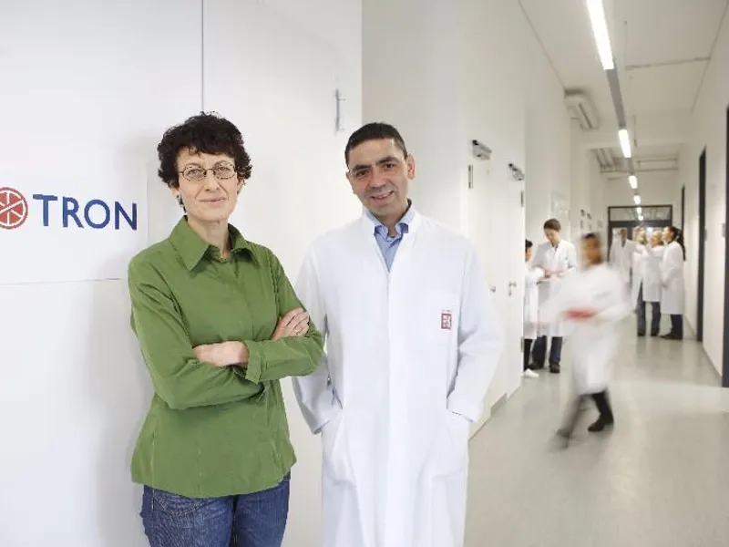 Ugur Sahin şi Özlem Türeci, soţii imuno-oncologi co-fondatori ai BioNTech Foto: thetimes.co.uk