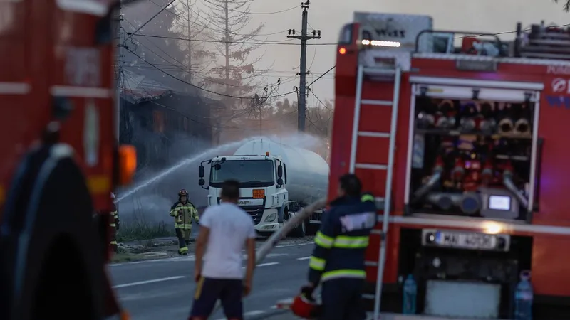 Un an de la explozia de Crevedia: 6 morți, 50 răniți, niciun vinovat. Primarul PSD, reales - Foto: Inquam Photos / Octav Ganea