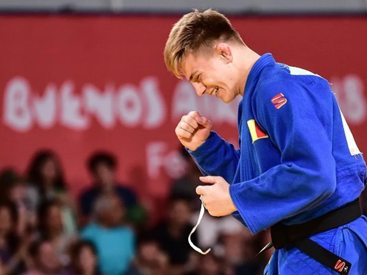 Adrian Iosif Șulcă s-a impus în finala categoriei ”-81 kg” în fața cehului Martin Bezdek.