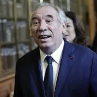Nouă criză politică, la Paris? Guvernul Bayrou își asumă bugetul Franței riscând moțiune de cenzură - Foto: Profimedia Images - Imagine cu rol ilustrativ