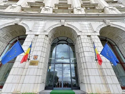 Românii pot cumpăra, de miercuri, titluri de stat Tezaur, cu dobânzi de până la 4,15% pe an/FOTO: Facebook/MinisterulFinantelor