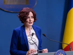 Premierul Ciolacu a dat-o afară pe consiliera Mădălina Turza. Până în 2021, a fost șefa ANDPDCA - Foto: gov.ro