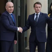 Ilie Bolojan, primit de Emmanuel Macron la Élysée. „România s-a simțit marginalizată” - Foto: Profimedia Images