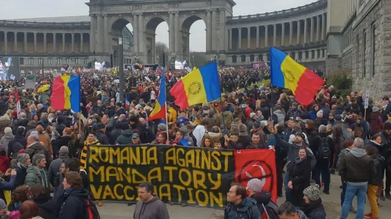 Proteste violente la Bruxelles împotriva restricțiilor. Susținătorii AUR au fost prezenți/FOTO: Youtube
