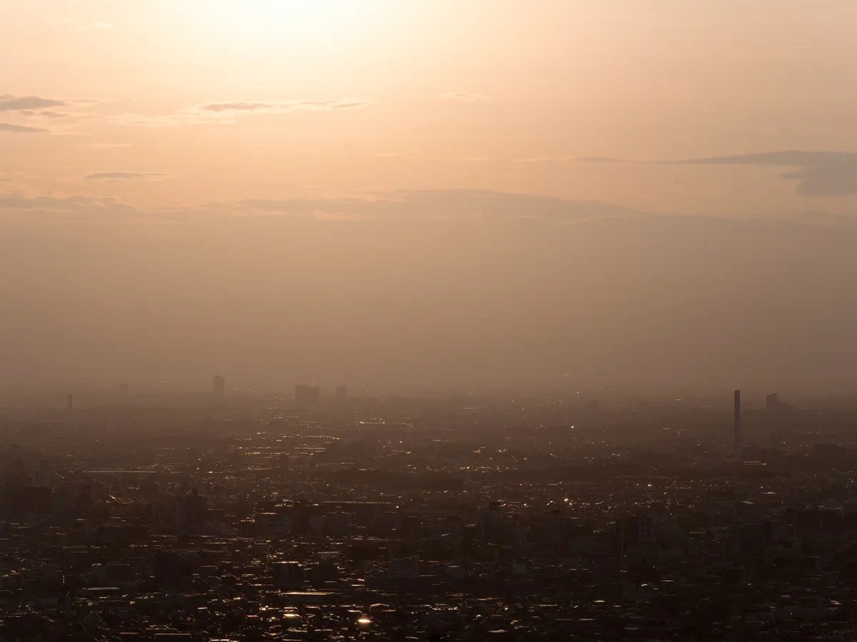 Un praf saharian lovește România între 21 și 23 noiembrie. Cum ne afectează sănătatea?