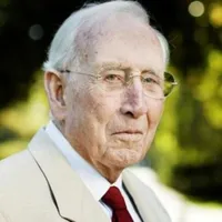 Gerard Mulliez are 91 de ani
