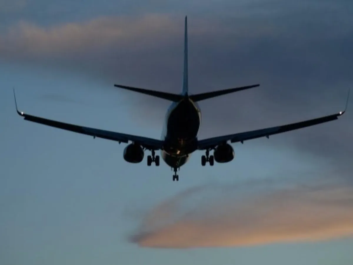 Panică după ce motorul unui avion a luat foc chiar după ce a decolat. Care e cauza? - Foto: Arhiva