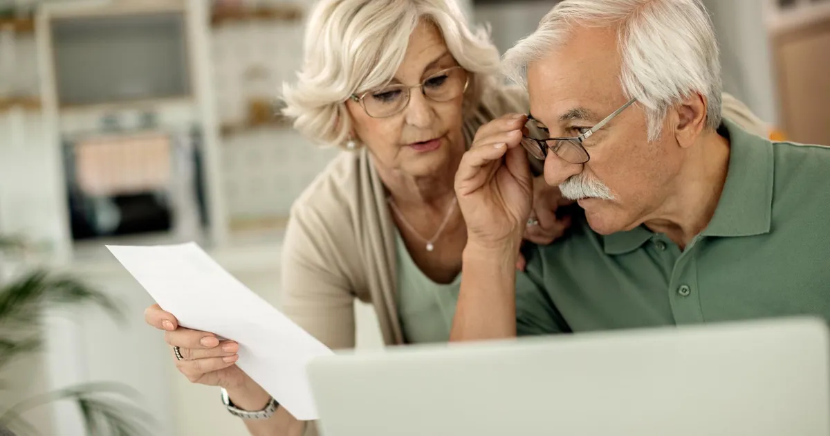 Care pensionari iau 550 de lei în plus la pensie în luna mai? Când încep să se distribuie banii