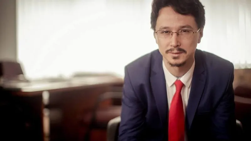 Judecătorul Cristi Danileţ /foto: facebook