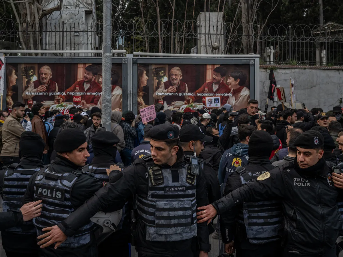 Jurnalistul suedez Joakim Medin arestat în Turcia când relata despre protestele antiguvernamentale - FOTO: Profimedia(imagine cu rol ilustrativ)