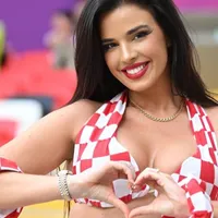 FOTO Fosta Miss Croația, apariție de senzație la Cupa Mondială. Tânăra este „venerată” pe stadion - FOTO: Instagram/ knolldoll