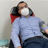 Voiculescu își dă și sângele ca să fie bine/FOTO: Facebook