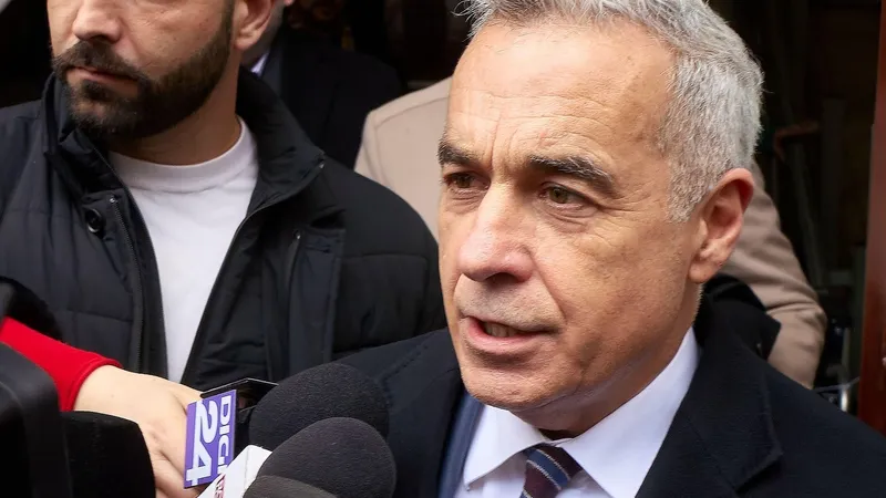 Legăturile dintre Călin Georgescu și interlopi periculoși. Potra, chemat din Congo să facă haos - Foto: Profimedia Images (rol ilustrativ)