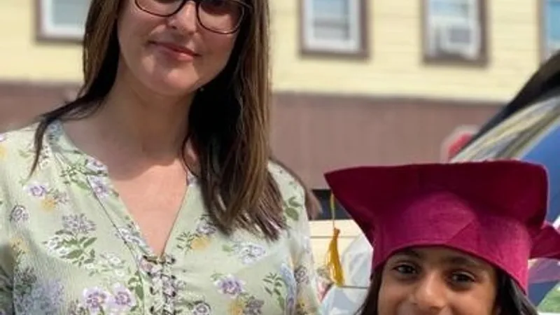 Sorina și Ramona Săcărin. Imagine transmisă Newsweek România de către familia Săcărin, publicată cu acordul acesteia.
